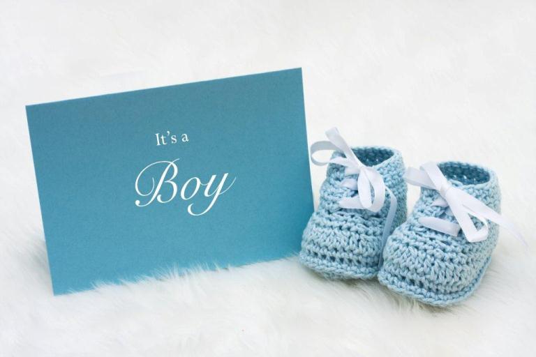 Its-a-Boy-birthday-card-and-blue-knitted-booties
