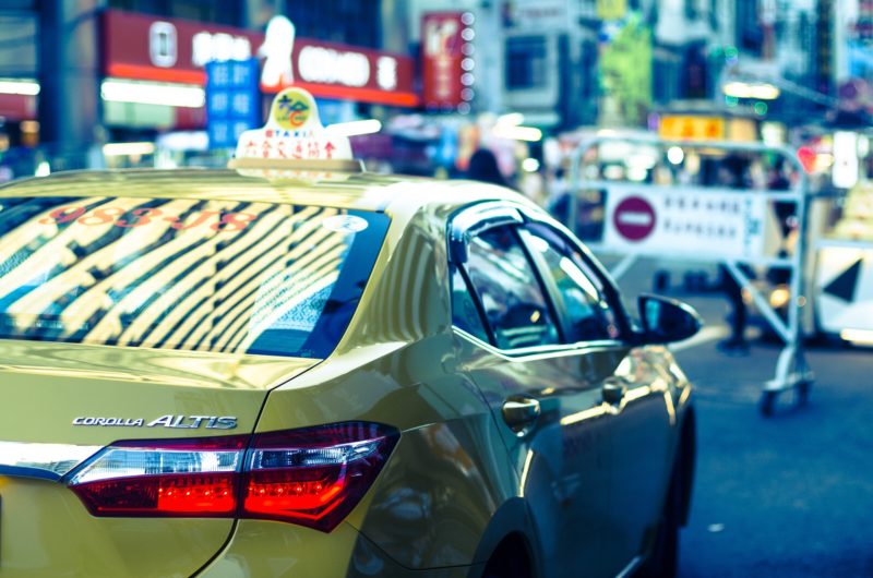 Tänapäeva taksojuhid – kes sõidab, sina või äpp?